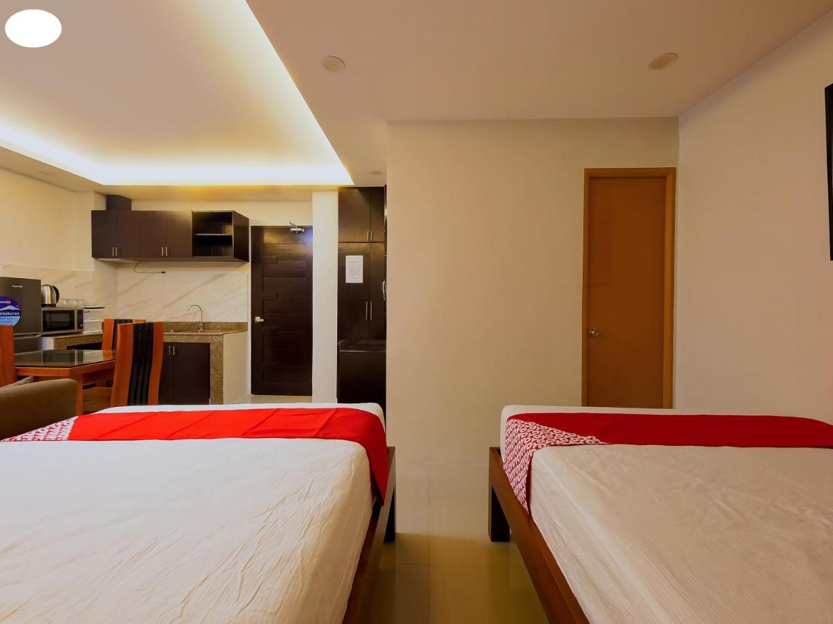 Oyo 848 Dona Aurora Condotel Quezon City Dış mekan fotoğraf